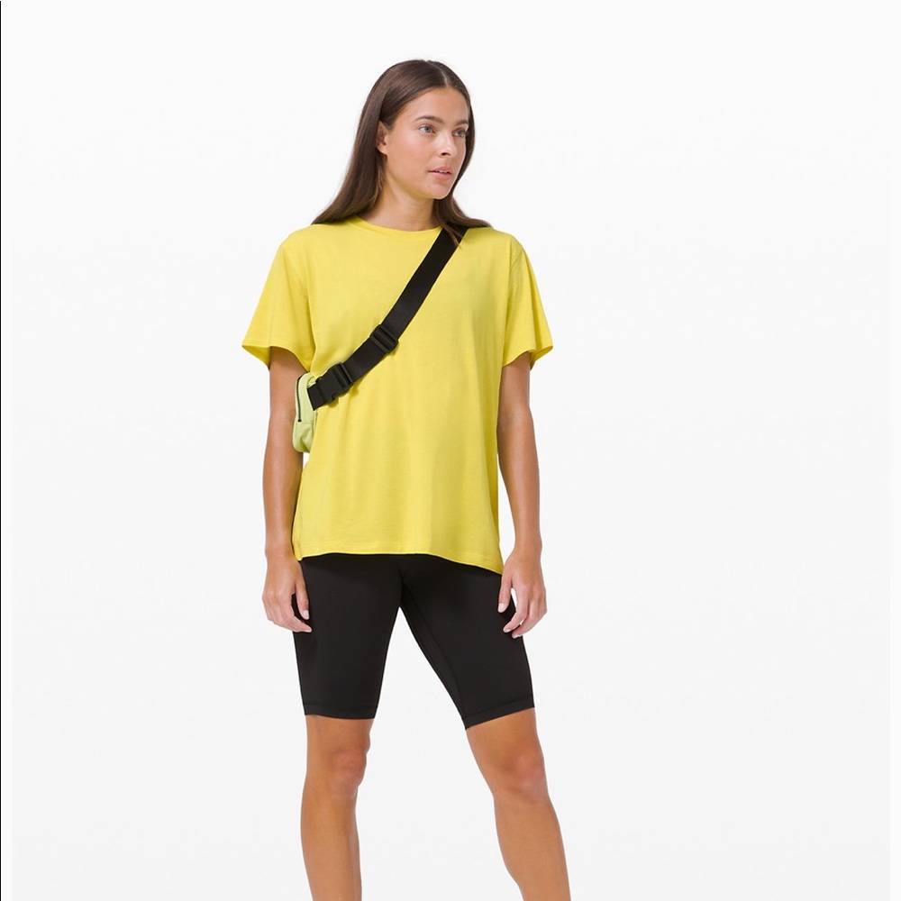 Lululemon all yours tee size 4